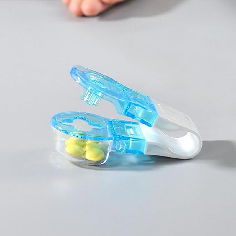 Portable Pill Remover & Dispenser for On-the-Go Use