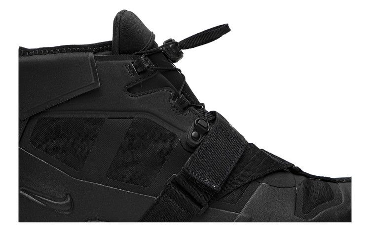 Nike SFB Гора Под Прикрытием Черный