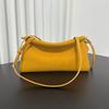 Французский нишевый дизайн минималистичный стиль воловья кожа на плечо под мышкой сумка для поездок на работу простая мода универсальная женская мода сумка-багет