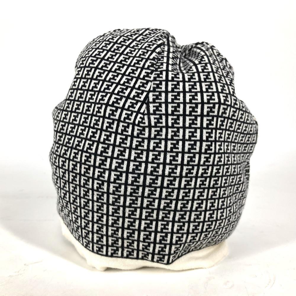 FENDI FXQ056 Zucca logo beanie hat knit hat knit cap Knit hat wool Black/White