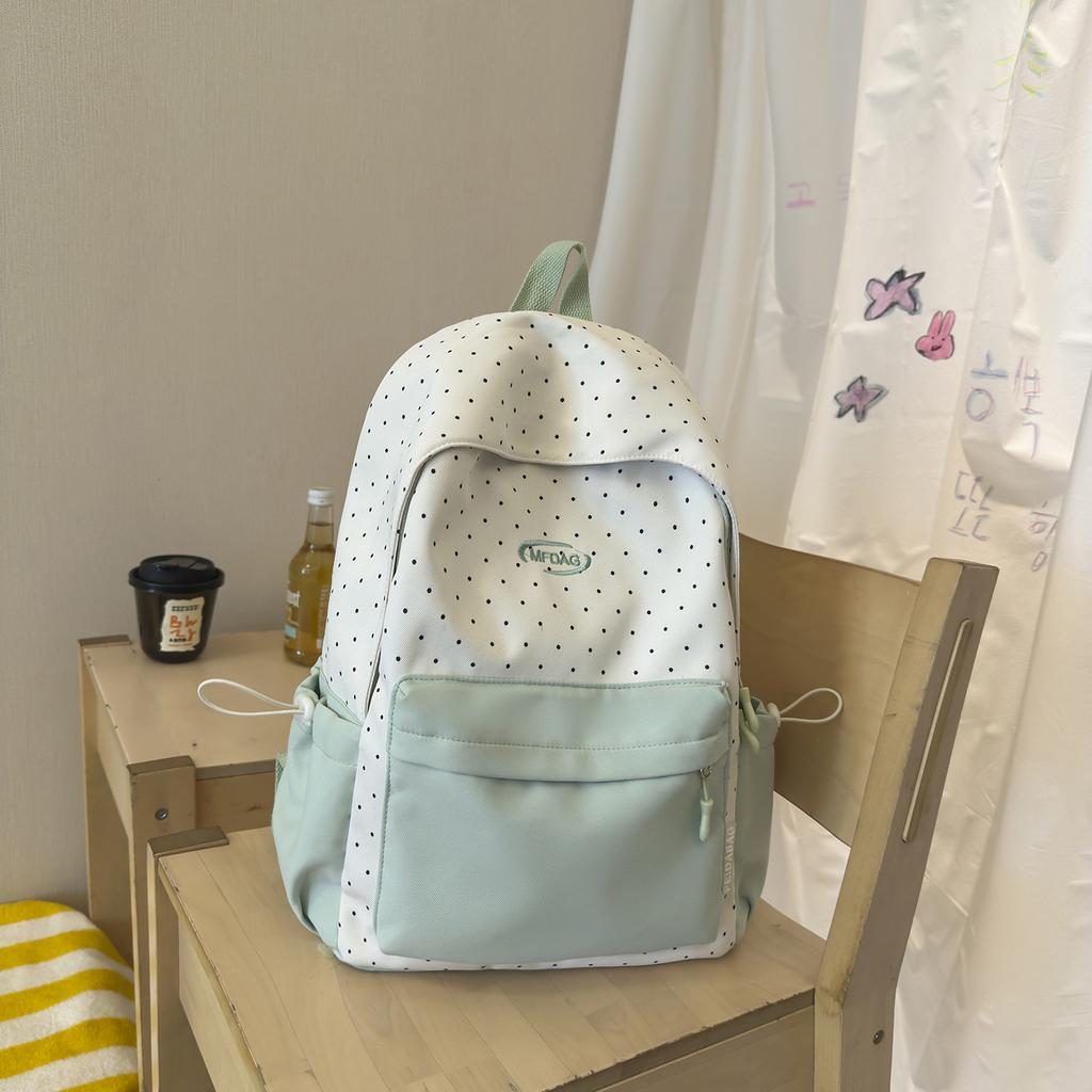 Schoolbag wholesale Japanese new high-value fresh and sweet cute star backpack junior high school students lightweight travel backpack