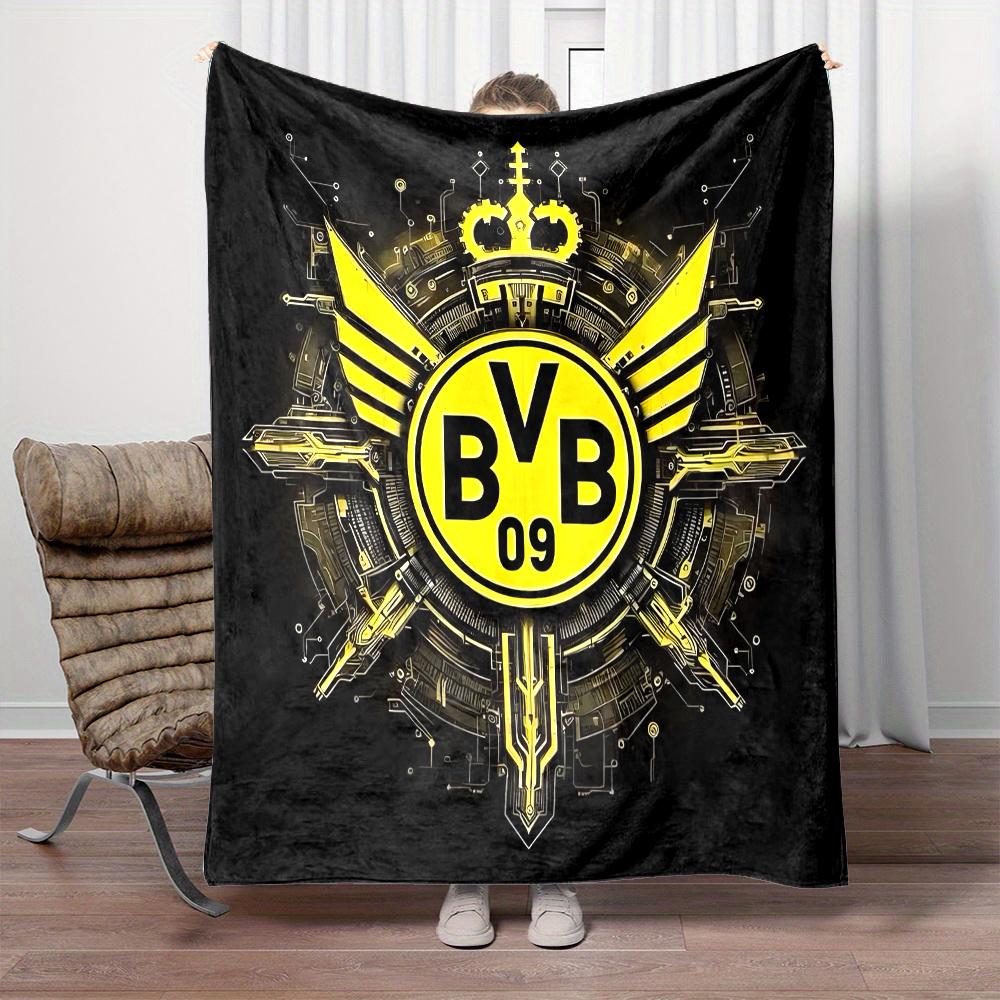 Soft Fleece Blanket Borussia Dortmund BVB 09 Cyberpunk Crest Yellow Black Crown Wings Mechanical Gears Circuit Board Black Art Gift