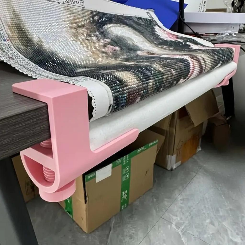Diamantine Painting Canvas Holder Secure Rolling System For Precise Artwork With 3D Printed Stand And Metal Fasteners
