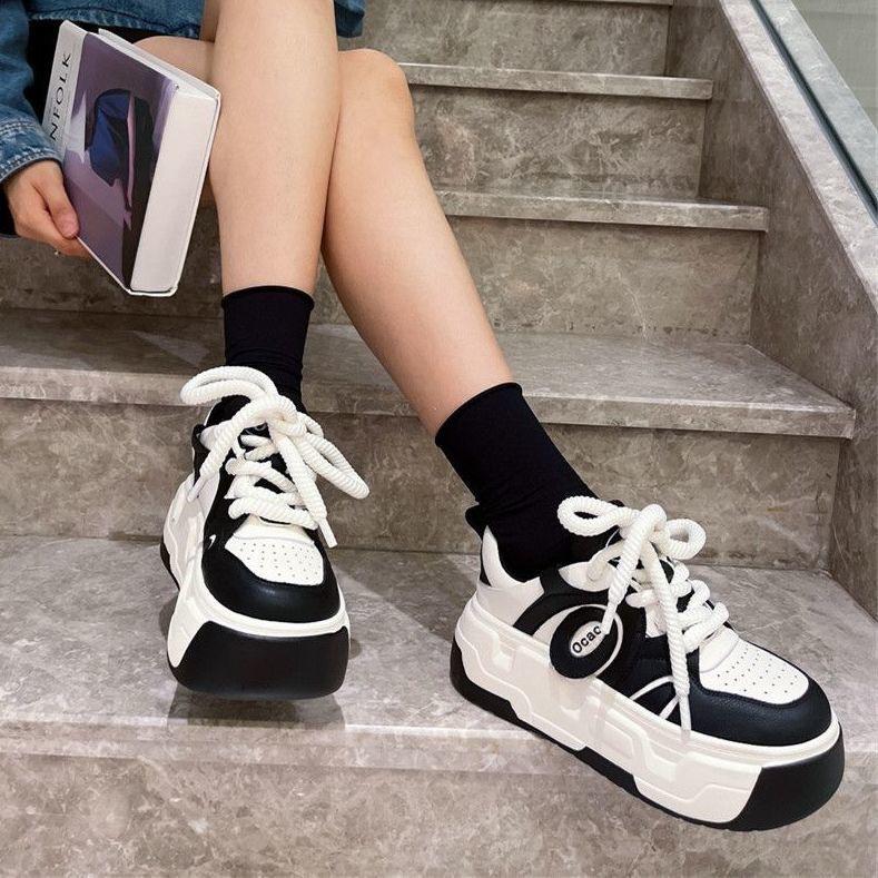 Korean Version of Super Fire Soft Leather Muffin Sole Fashionable Thick-soled Muffin Panda Shoes Little White Shoes Color Matching Ugly Cute Bread Sho