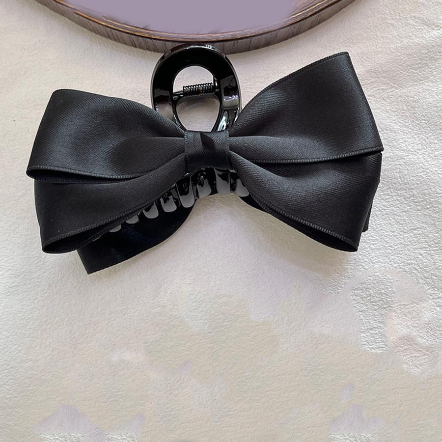 Seasonal Refreshing Edition Black Bow Clip Headwear Women's Large Hair Clip Versatile for Daily Use, Beautiful and Safe