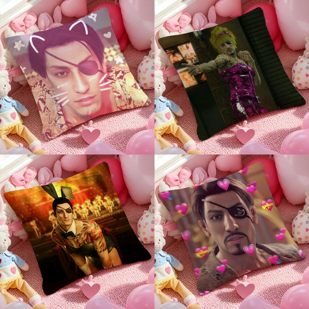 Love GGoro Majima YYakuza Pillow Case Soft Plush Fabric DoubleSided Printed Cushion Cover Warm Winter Sofa Pillow Case