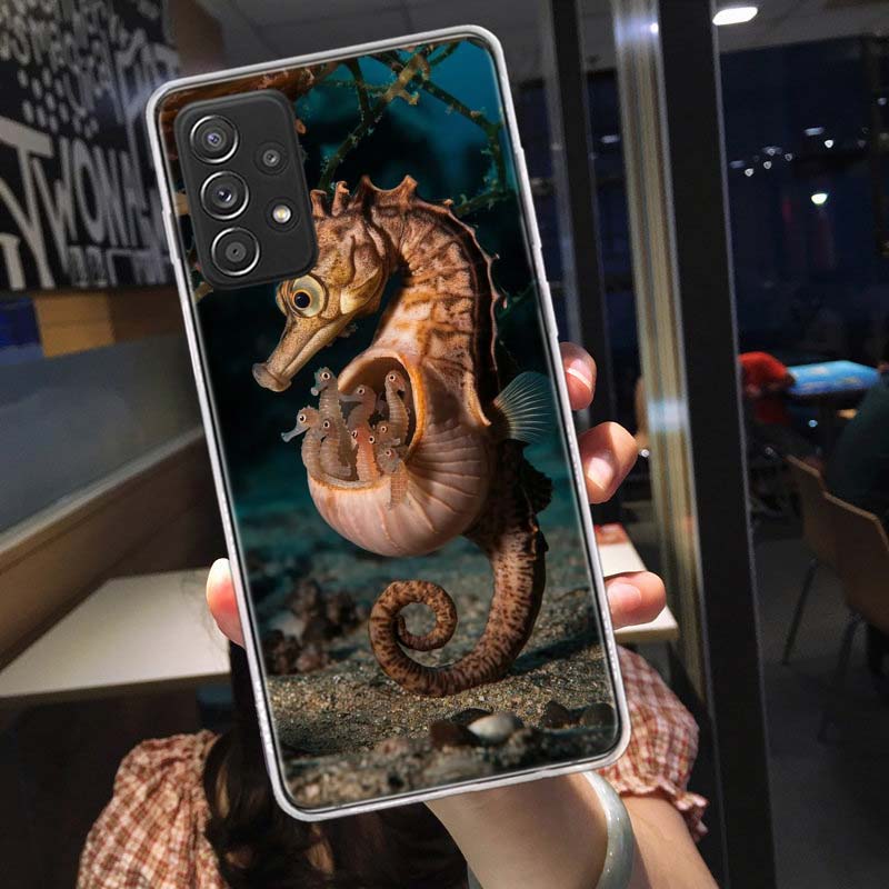 Чехол для телефона 'Морской конёк: Подводная фантазия' для Samsung A54 A57 A37 A17 A14 A15 A12 A24 A34 A55 A35 A25 A52S A07 A05S A04S A22 A32 A7