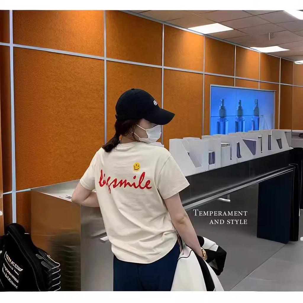 Jimo Original 2024 Летняя Пародия Улыбка Моны Лизы Футболка кремово-абрикосового цвета