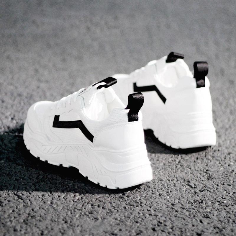 Fashion Women Casual Shoes White Platform Sneakers Thick Sole Women Shoes Summer Mesh Sneakers Breathable Lightweight Walking Shoes