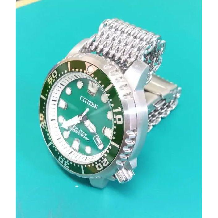 Б/у CITIZEN Promaster Date Зеленые