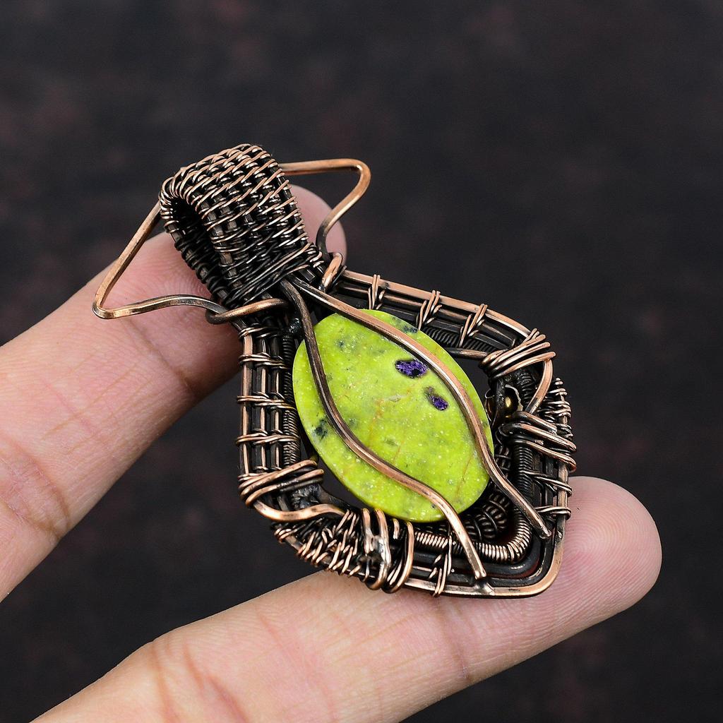 Подвеска из стихтита, обмотанная медной проволокой, Подвеска из драгоценного камня, Достойная подвеска, Украшения в технике wire wrapping, Подвеска ручной работы для подарка, Медные украшения