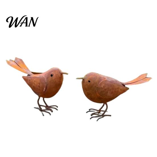Decorative Bird Statue 2 Pcs Rusty Metal Figurine Farmhouse Vintage Garden Indoor Outdoor Decor Cute Small Sculpture for Home Patio Yard Lawn Handmade