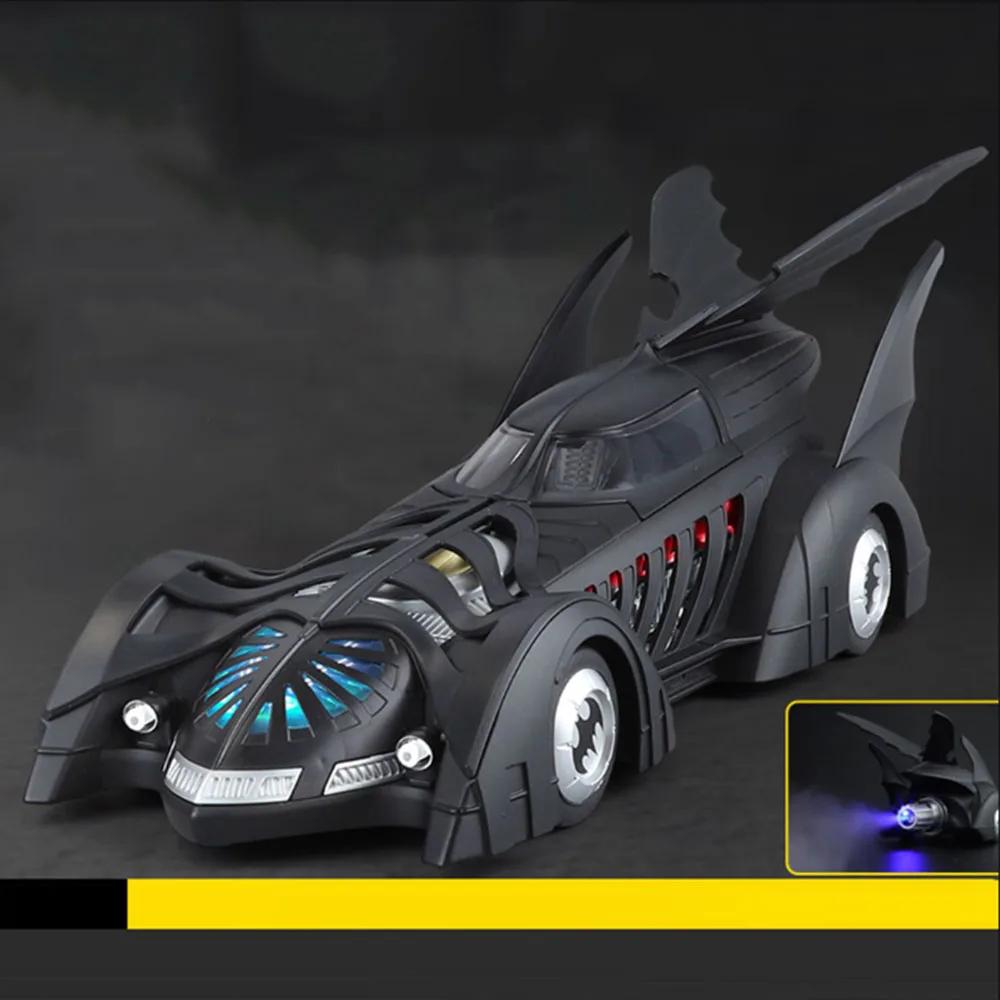 1:18 Сплав Бэтмобиль 1995 1989 Модель спортивного автомобиля Игрушки Литая машина Управление передними колесами Звук Свет Миниатюрный автомобиль Подарок на день рождения