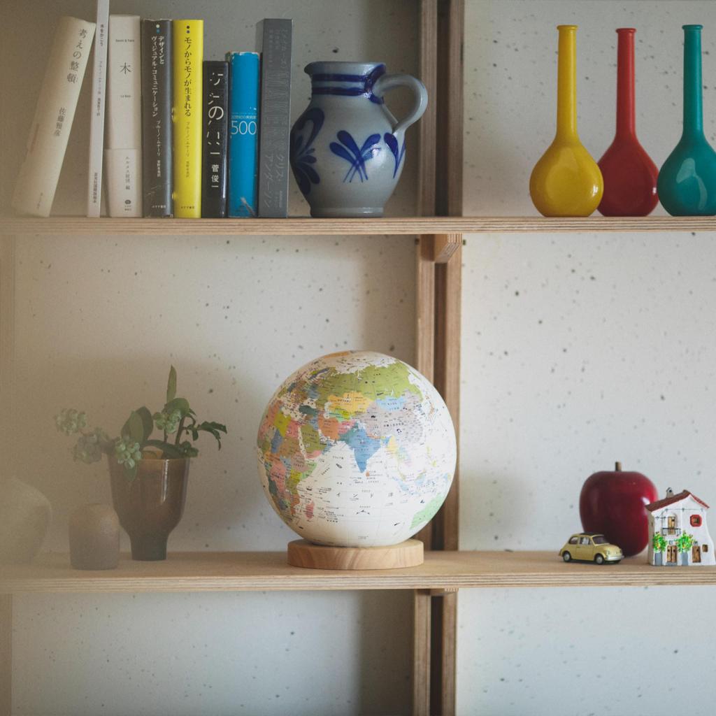 Hobonichi Hobonichi Earth Ball Journey A Earth Ball with Countries of the World Colorfully Hold the App Over It and Information About the World Will