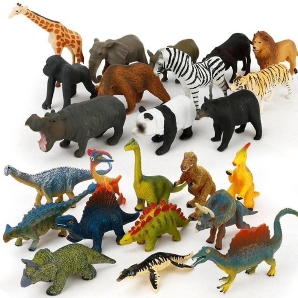 Игрушки набор пластиковых моделей животных. 12 штук