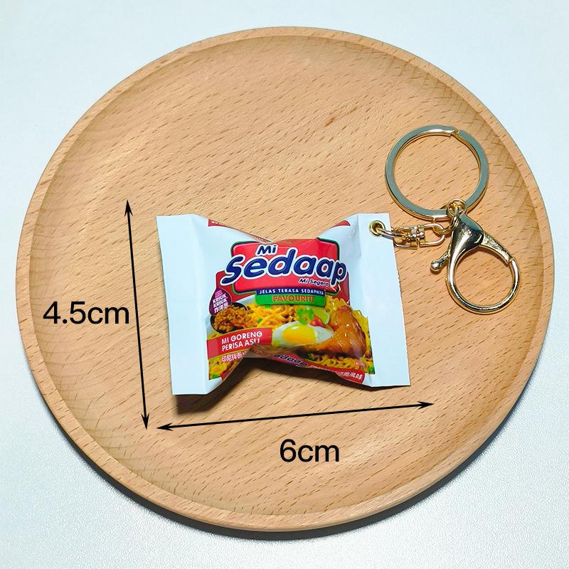 Simulation Instant Noodles Keychain On The Phone Mini Snacks Pendant Bag Pendant Car Key Ring Gifts For The Year