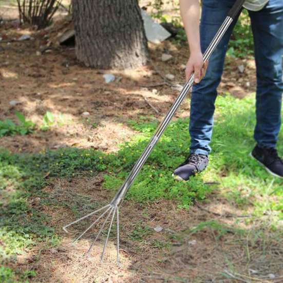 Handheld Weeding Rake Stainless Steel Hand Rake with 5 Teeth Heavy Duty Gardening Rake for Cultivating Loosening Soil Spreading Mulch