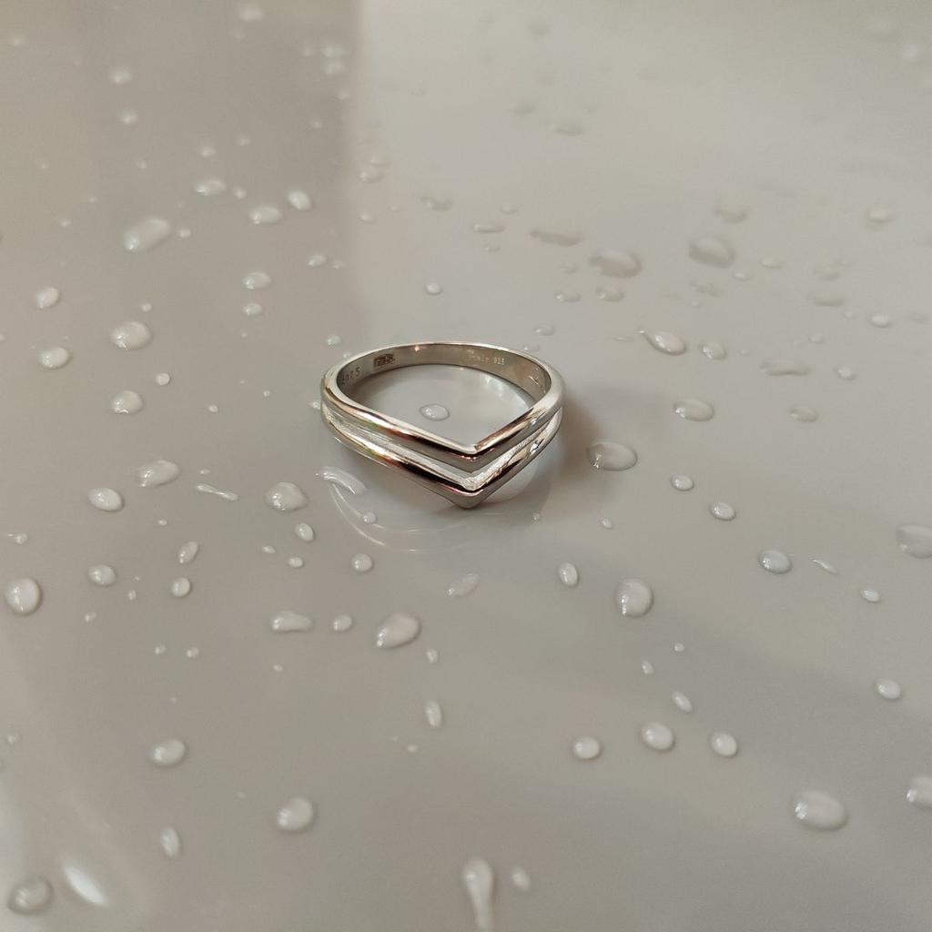 Серебряное кольцо без камней (2134039)