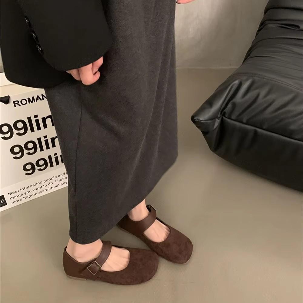 Модные ретро туфли Мэри Джейн с матовой кожаной пряжкой на плоской подошве 2024 весна-осень новые мягкие однотонные лоферы с круглым носком повседневные одинарные балетки