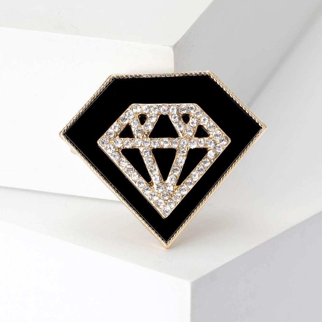 New Fashionable Diamond Shaped Brooch with Simple and Retro Diamond Inlaid Pin for Women's Clothing Accessories Corsage