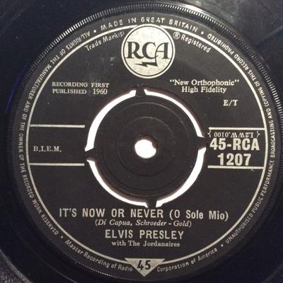 7-дюймовая пластинка ЭЛВИС ПРЕСЛИ, THE JORDANAIRES - Это сейчас или никогда  45RCA1207 RCA 1960 Великобритания Рок Б/У