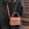 2025 New Bag Women's Bag High-end Versatile Handbag Fashion Niche Shoulder Messenger Bag Commuter Box Bag