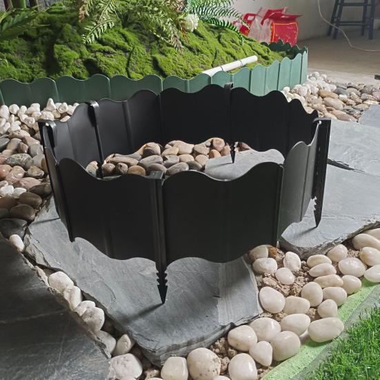 Садовая бордюрная лента Без копки Ландшафтный бордюр Соединяющиеся пластиковые бордюрные панели с колышками для газона, клумбы, забора