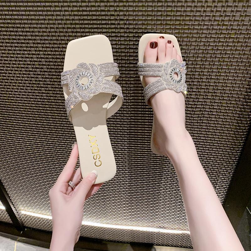Женские роскошные тапочки со стразами и цветами, модные повседневные сандалии на плоской подошве, женские шлепанцы с квадратным носком, пляжные праздничные шлепанцы