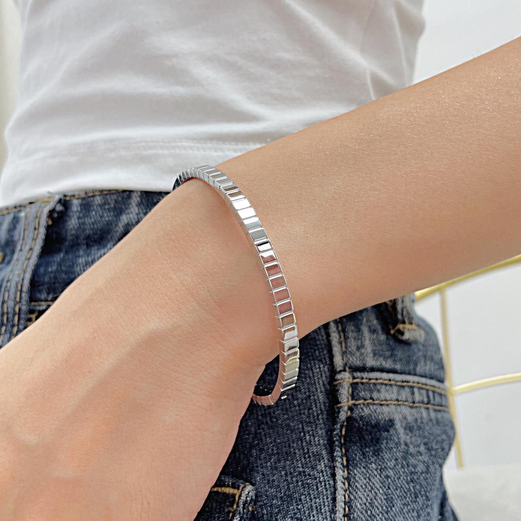 VQYSKO Zircon Geometric Bracelet Accessories Personalized Simple Versatile Titanium Steel Hand Bracelet Female Jewelry