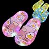 Детские тапочки, летние милые тапочки с мигающими огнями для мальчиков и девочек, домашние нескользящие тапочки с мягкой подошвой