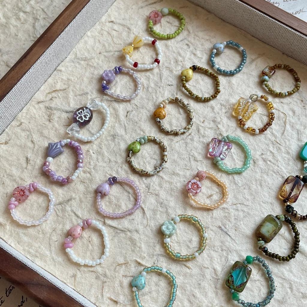 Цветное хрустальное кольцо с бисером, нишевый дизайн, чувство высокого класса, кольцо на палец, темперамент легкой роскоши, универсальные кольца-аксессуары