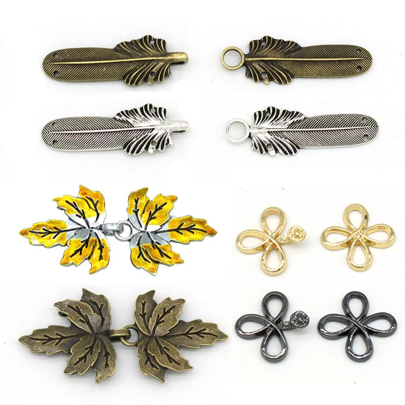 Vintage Women Cardigan Sweater Duck Clip Pin Shawl Blouse Collar Clothes Shirt Scarf Brooch Pin Jewelry Accessories