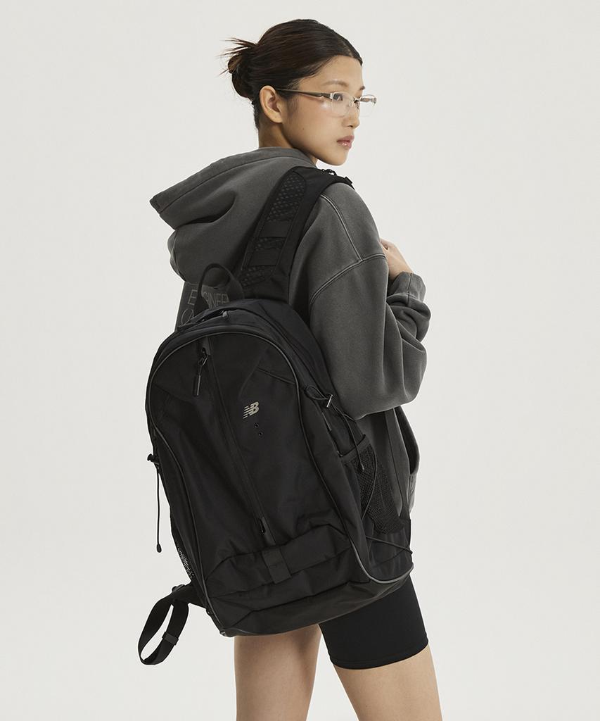 New Balance Nbgcgss107 / Рюкзак для трейлраннинга (черный)