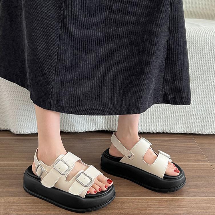 Черные сандалии с одним словом на спортивной платформе, женские, новинка 2025 года, легкая мягкая подошва, увеличивающая высоту голени, римские туфли