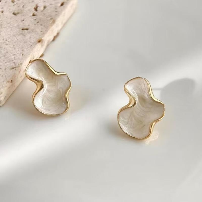 Chic Abstract Cloud White Stud Earrings for Women Trendy Casual Accessory