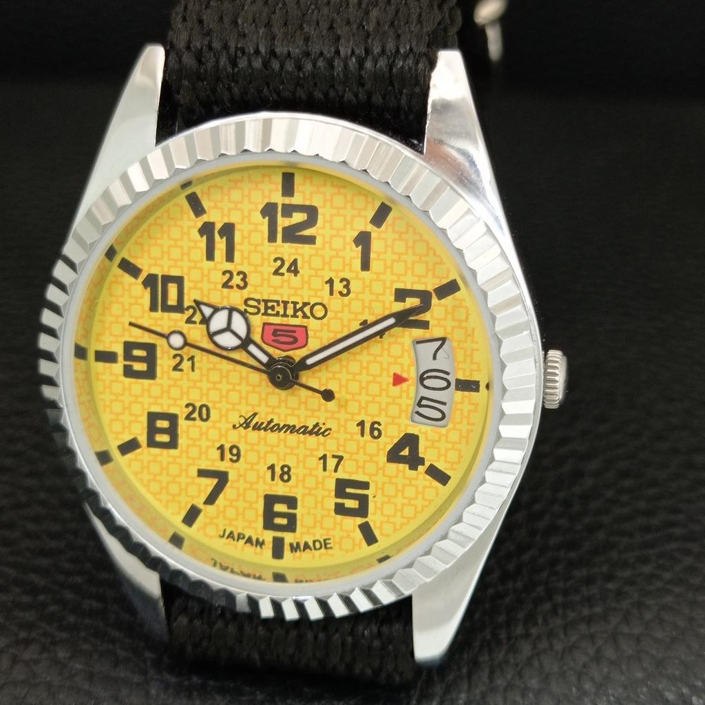 ВИНТАЖНЫЕ АВТОМАТИЧЕСКИЕ SEIKO 5 ВОССТАНОВЛЕННЫЕ ЯПОНСКИЕ МУЖСКИЕ ЧАСЫ С ЖЕЛТЫМ ЦИФЕРБЛАТОМ a444010-6