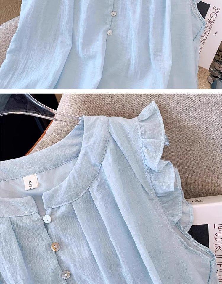 Женская летняя свободная и стройнящая блузка большого размера с рукавами-воланами и французскими рюшами