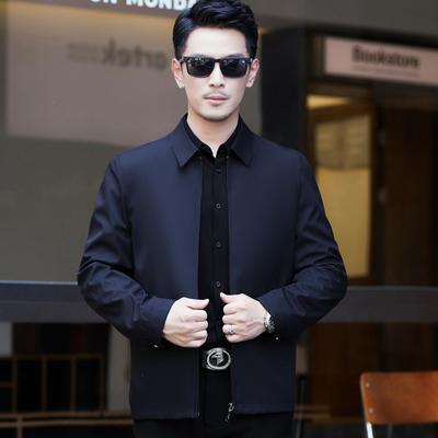 Среднего возраста куртка высокого класса мужская однотонная с лацканами, не требующая глажки, деловая повседневная простая верхняя одежда на осень выглядит молодежно и изящно