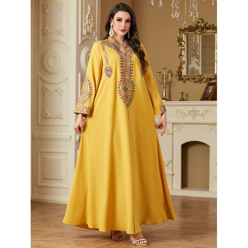 New Arrival Middle East Dubai Embroider Loose Robe Dress Embroidered Long Robe Dress