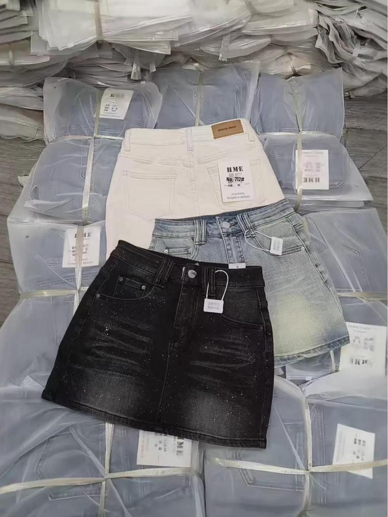 High Waist Rhinestone Starry Sky Denim Mini Skirt for Women - Retro, Slimming, and Flattering