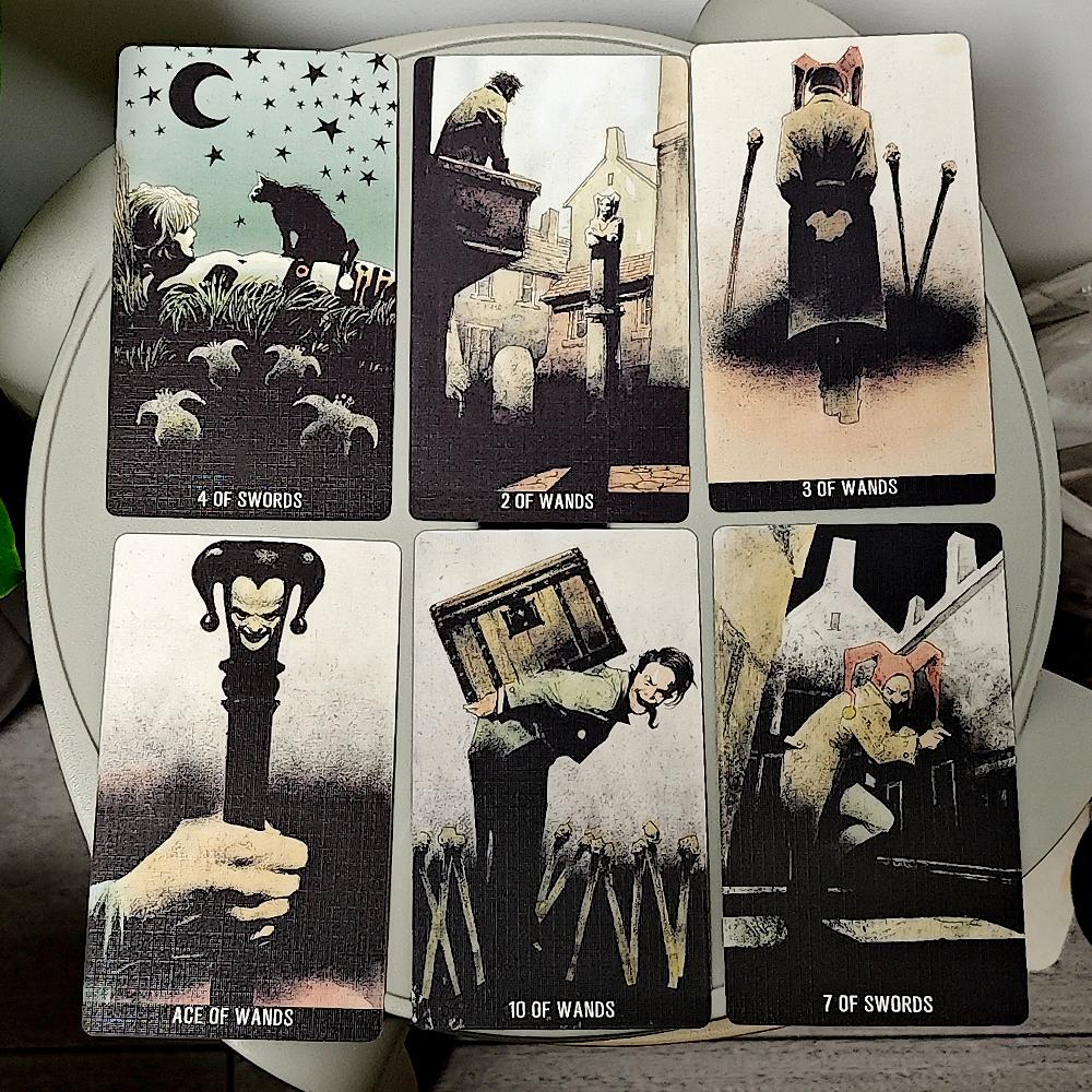 Колода Таро Джокер 12*7см В Жесткой Коробке 78 Шт Темные Готические Карты Таро Напечатаны на Карточном Стоке 350GSM с Двойным Тиснением