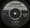 7-дюймовая пластинка DUANE EDDY - The Avenger 45HLW9477 London Records, 1961 UK Рок Б/У