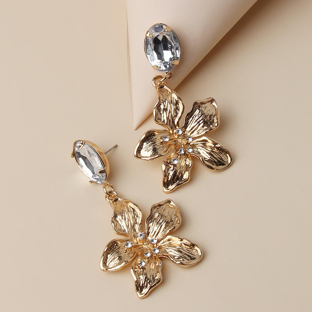 Metallic Flower Gold Earrings With Decorative Stones For Fashion And Celebration