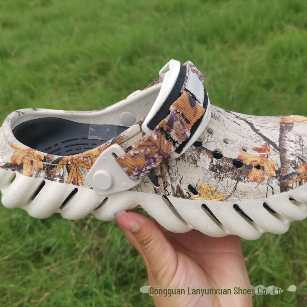 «Пляжные сандалии с волнистым узором и перекрестными отверстиями — нескользящие летние тапочки унисекс»