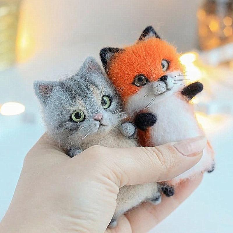 Cute Kit Unfinish Wool Doll Kitty Siamese Hawksbail Tabby Civet Cat Needle Felt Kit Package