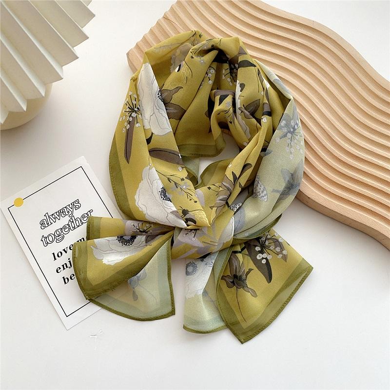 Spring and Summer Fashion Womens Scarf Luxury Designer Beach Scarf Cover-ups Flower Printing Hijab Decorate Scarf