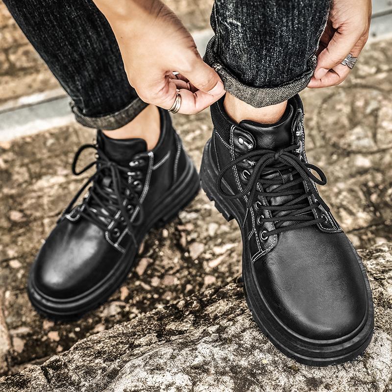 Men's Fashion Korean Casual Boots Spring and Autumn New Versatile Thick Bottom Anti Slip Comfortable Leather Boots Men's Shoes