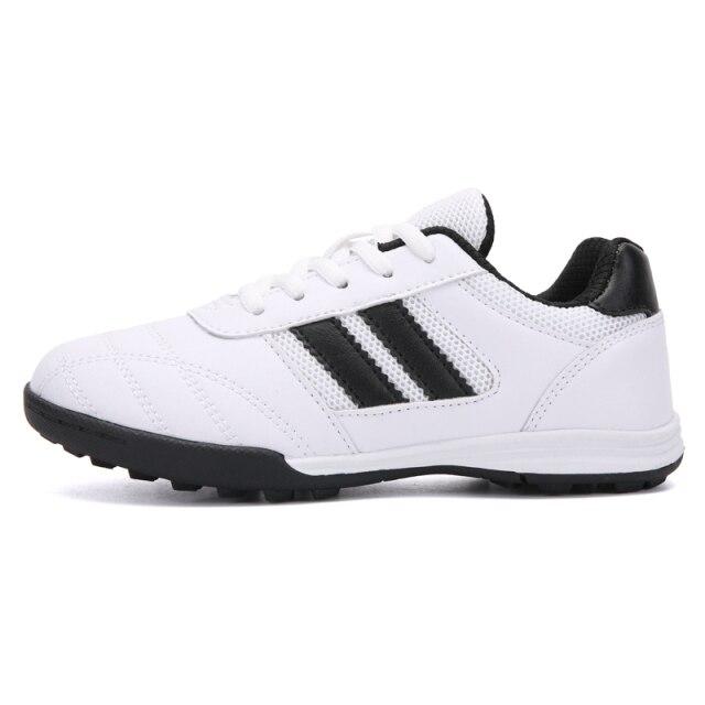 Новые детские футбольные кроссовки, дышащие футбольные бутсы для девочек, футбольные бутсы на шнуровке для мальчиков, нескользящие тренировочные кроссовки