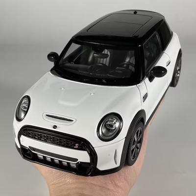 1:18 BMW Mini Cooper S Металлический Литой Модель Автомобиля Домашний Модный и Настольный Декоративный Элемент Подарки на День Рождения Для Мальчика Ребенка Подарок