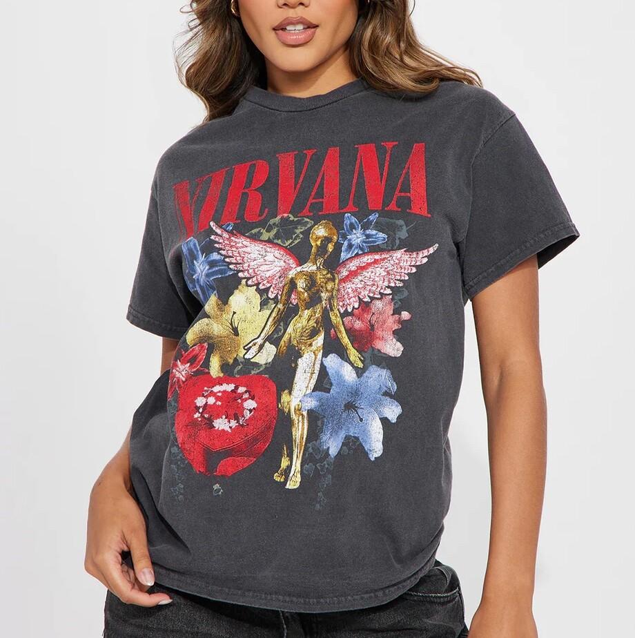 26 NIRVANA ANGELES IN THE SKY OVERSIZE TEE Unisex T-Shirt